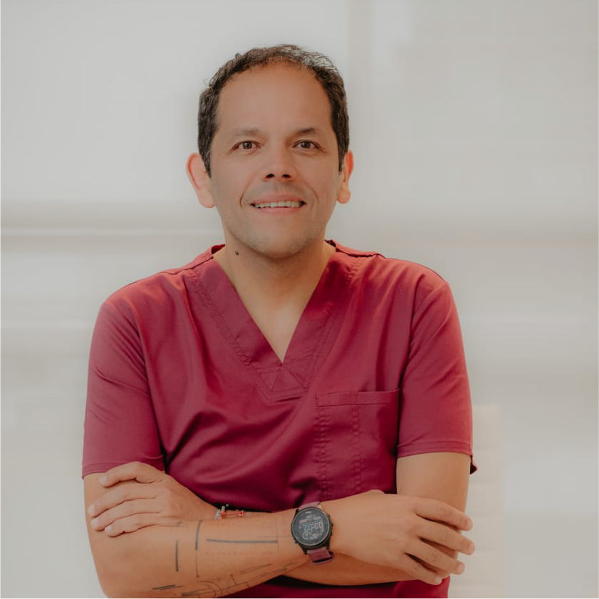 Dr. Fernando Rosero